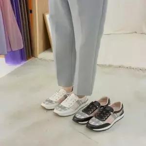 발레코어 여성 사계절 메리제인 로우탑 데일리 키높이 스니커즈 130331