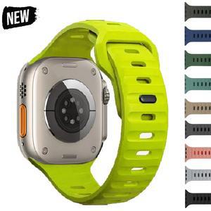 Apple Watch 울트라 밴드 용 실리콘 스포츠 49mm 40mm 41mm 42mm 44mm 45mm 고무 correa 스트랩 iwatch series9 8 7 3 5