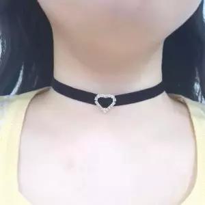 [하프클럽/]하트 모양 벨벳 초커 목걸이 여성용 액세서리