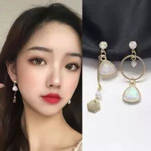 [하프클럽/]언발란스 원석 골드 도금 귀걸이 실버925 은침 이어링