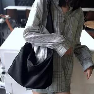 여성용 데일리 숄더 크로스 바디 미니 토트 에코백 가방 검정