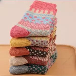 여자 가을 겨울 물방울 무늬 중목 양말 5개 세트