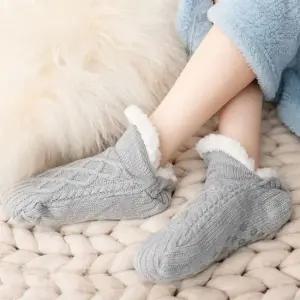 주방 거실 어린이집 마루바닥 실내화 덧신 털양말