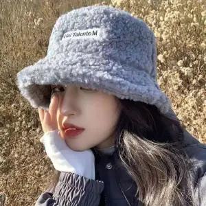 그레이 뽀글이 벙거지모자 여성 겨울모자 버킷햇