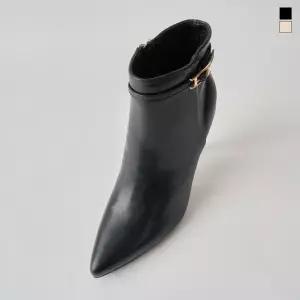미르바네스슈즈 골드버클 미들부츠_8.5cm