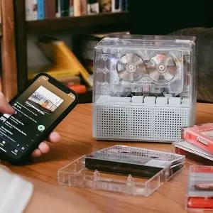 [리스닝룸 by ODE](강남점)NINM Lab ITS REAL TAPE 카세트 플레이어 블루투스 스피커 불투명 [공식수입]