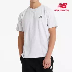 [뉴발란스] 국내매장판 공용 에센셜 스몰로고 반팔티 라이트 그레이 NBNEF21403-16