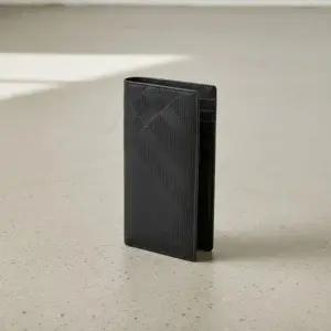 버버리 MUST IT_ 남성 메탈로고 장지갑8078353 MS CAVENDISH E5L A1189