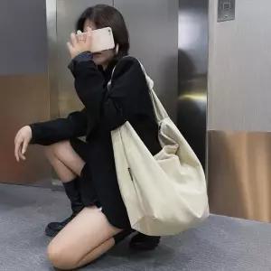 가벼운소재 실용적인 빅사이즈 데일리가방 여성숄더백 여성숄더백 여자핸드백 쇼퍼백