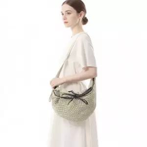 르메르 26SS Croissant Filt Bag BG0128 TP0006 204) 크루아상 필트 백)