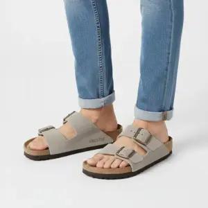 버켄스탁 패세라 공용 아리조나 소프트 풋베드 스웨이드 샌들 슬리퍼 토프) 951303 TAUPE