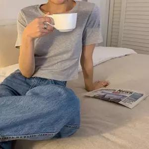 반팔티 셔츠 여성크롭티반팔 데일리 심플 반팔크롭티 반팔크롭 무지크롭티