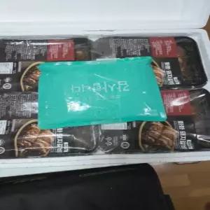 화화 돼지 왕갈비, 시그니처팩 (돼지갈비 800g X 4ea) 선물세트