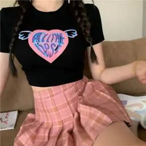 하트날개 티셔츠 여자반팔티 라운드 반팔 반팔티 크롭 데일리 크롭반팔티