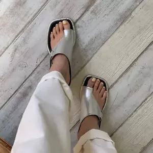 샌들뮬 스틸레토 슬리퍼 여성뮬슬리퍼 여성슬리퍼