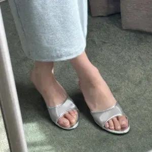 샌들뮬 여성블로퍼 스틸레토 여성샌들 로퍼 뮬블로퍼