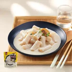푸딩팩토리 전자레인지 간편조리 마시따 크림 떡볶이 200g 간식 안주 간편식사 간편한끼