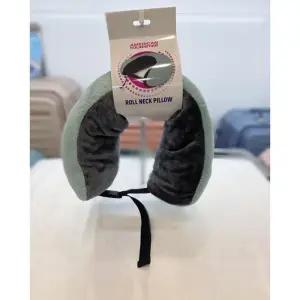 [아메리칸투어리스터]아메리칸투어리스터 세이브존01 AT ACCESSORIES 액세서리 ROLL NECK PILLOW 보들한 트