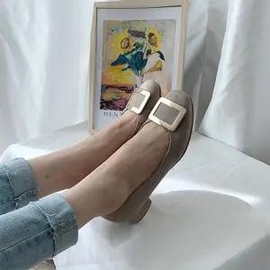 플랫구두 가을 코디 여성플랫슈즈 슬립온 모카신 봄