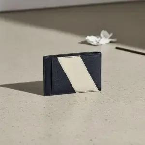 발리 MUST IT_남성 바르바 카드지갑BHARBA LGO 4 CC CASE I506P