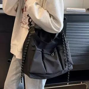 심플 데일리 쓰리포켓 포인트 무지 크로스백