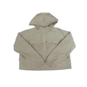 [스노우피크] 루트 여성 포켓 바람막이 Light Beige S26MWR-WB61 LE