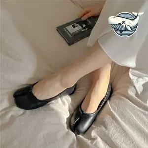 앞코 절개 깔끔한 스트랩 플랫슈즈 여름 데일리 플렛슈즈 메리제인슈즈 리본플랫