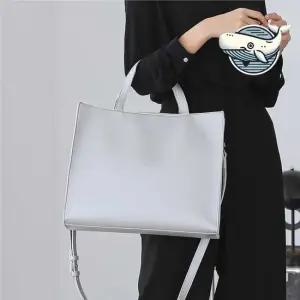 모던 스타일 포멀 백 세미 고급 미니멀 디자인 스웨이드가방 명품가방 패딩가방 패딩백