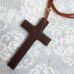 [하프클럽/]수공예 장식품 십자가 종교 목재 나무 목걸이 펜던트