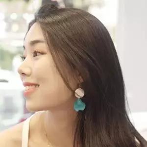 플라워댄스 롱 드롭 포인트 볼드 패션 귀고리 이어링
