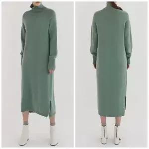 모던스타일 여성 홀가먼트 울 캐시미어 옆트임 목폴라 니트 롱 원피스