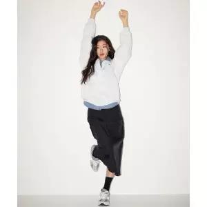 LEE 우먼 나일론 카고 미디 스커트 블랙 LE2601SR03BK 1846300