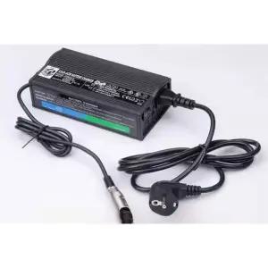 HP8204B 24V 6A 충전기 전동차 휠체어 파워 스쿠터