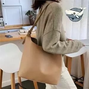 베이직 투웨이 여성 숄더백 데일리 활용 빈티지 사이드 투버클 라일리 Rly 투