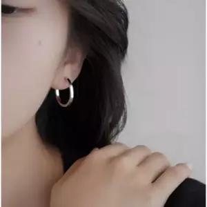 아르니 볼드 후프 링 귀걸이 실버 도금 심플 원터치 여성 데일리 귀걸이 한쌍 e027