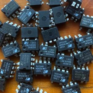 10 새로 된 Lnk305Gn Smd Sop-7 전원 관리 칩 Ic