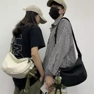캔버스 캐주얼 하프문 데일리 반달 크로스 백 빅사이즈 반달크로스백 하프문크로스백