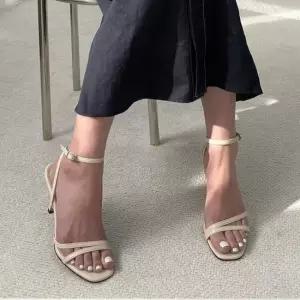 뮬블로퍼 스틸레토 여성뮬슬리퍼 슬리퍼 여성블로퍼