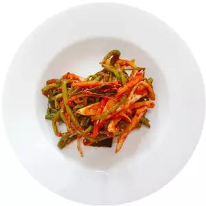 껍질을 벗겨 아삭한 국내산 고구마순(줄기)김치 1kg