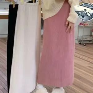 부드러운 골덴 긴치마 편안한 데일리 룩