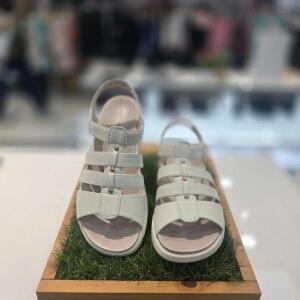 [허시파피] 세이브존04 여성컴포트캐주얼밴딩장식초경량샌들4cm 아이보리 3FR035 (S35776931)