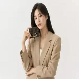 펜디 여성 FF로고 바게트 마이크로 반지갑 브라운) 8M0395 A98P F0A6E