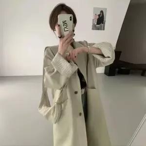 하프 베이지 여친 가을 미리준비 트렌치 코트 스트라이프 탑 OOTD3
