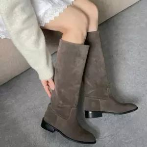 가을여자구두 겨울 가을 데이트 룩 코디 스커트 스웨이드 롱부츠