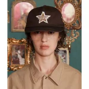 매장정품 UNALLOYED 로고 스타 캡 / 브라운
