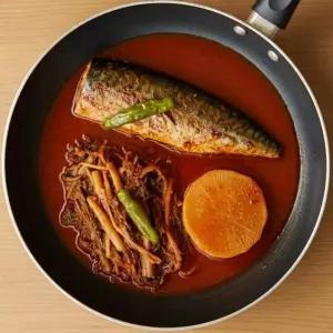 [해와바다]화덕에 구워 비린내 없는 순살 시래기 고등어 무조림 2인분 350g 2팩 진한양념 99.9% 가시 제거