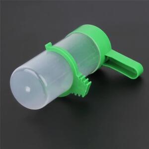 새먹이 급식기 급수기 앵무새 애완동물 클립 물  농업 장비 크기: M/L 1pcs