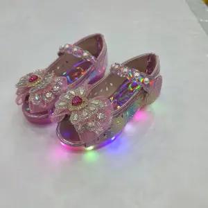 모다구리)탈렌트키즈  TS헤이즐리LED오픈샌들 TSZ31NWS12GN