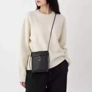 셀린느 26SS 10P812K05 샤프 파우치 숄더 크로스 백