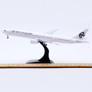 XX40646 합금 수집용 비행기 선물 JC 윙스 1:400 에어 뉴질랜드 보잉 B777-300ER 다이캐스트 항공기 제트